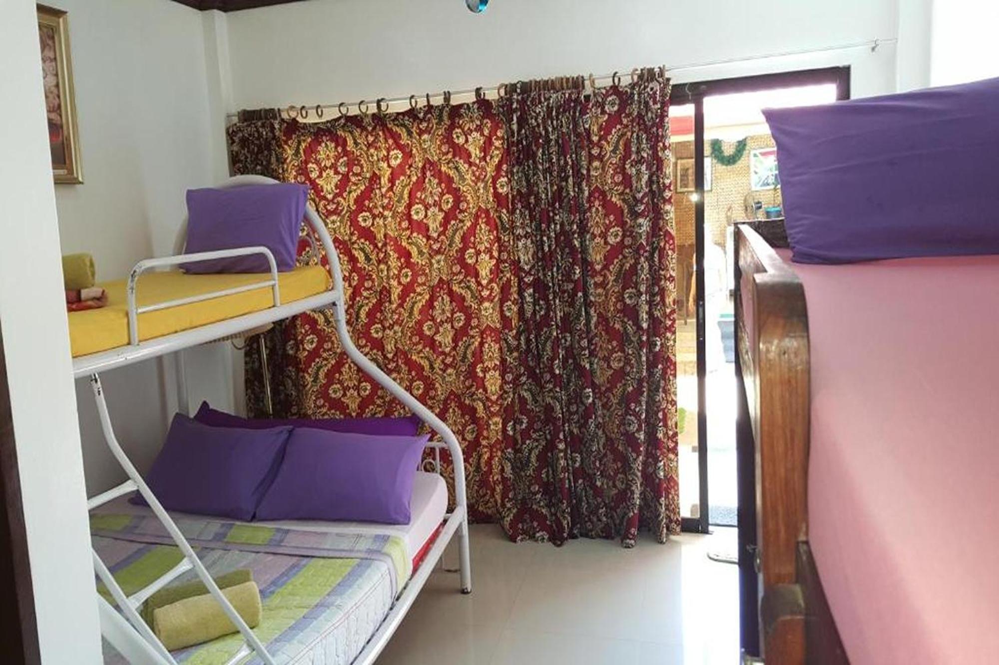 Citadel Bed&Breakfast Puerto Princesa Exterior foto